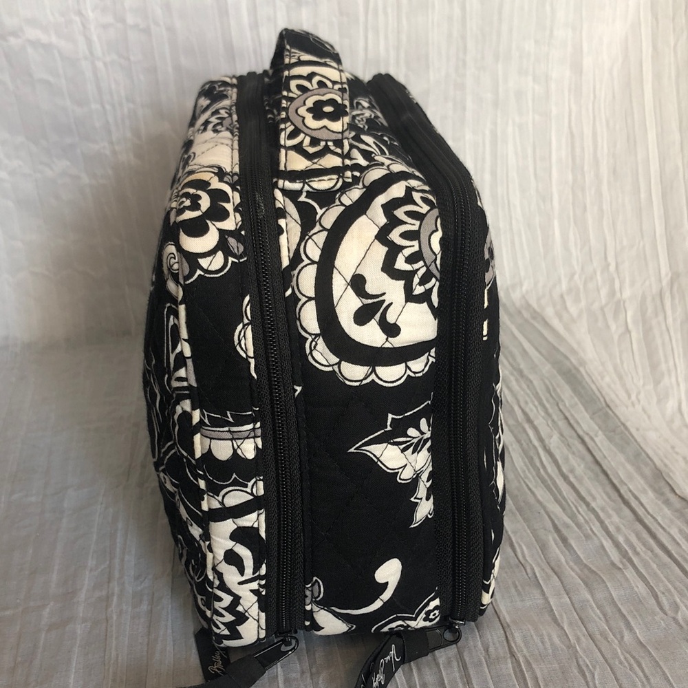 VERA BRADLEY E-Reader Sleeve Night & Day black white paisley NWT & makeup case - Picture 11 of 16